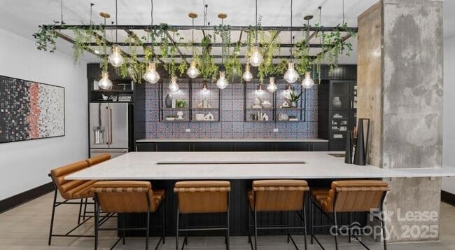 Photo - 1711 Commonwealth Ave Unit B1