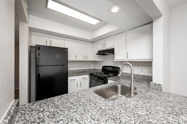 3BR, 1.5BA - 1,164SF - Kitchen - Eagle’s Edge