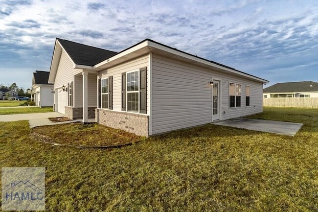 Photo - 260 Rutledge Dr