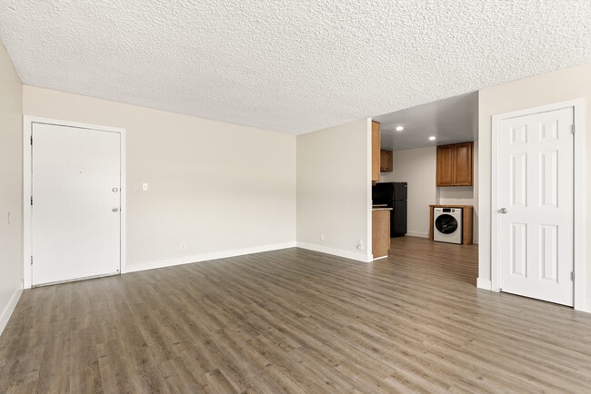 Photo - Parthenia Terrace Apartments