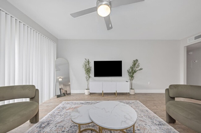 Photo - 4403 W Cleveland St Unit SI ID1365973P