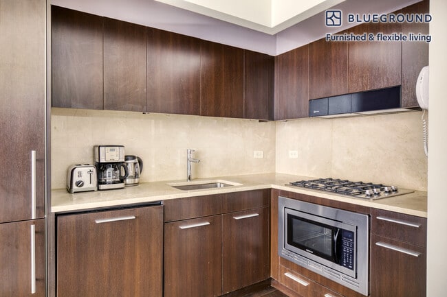 Photo - 95 Wall St Unit SI FL4-ID619