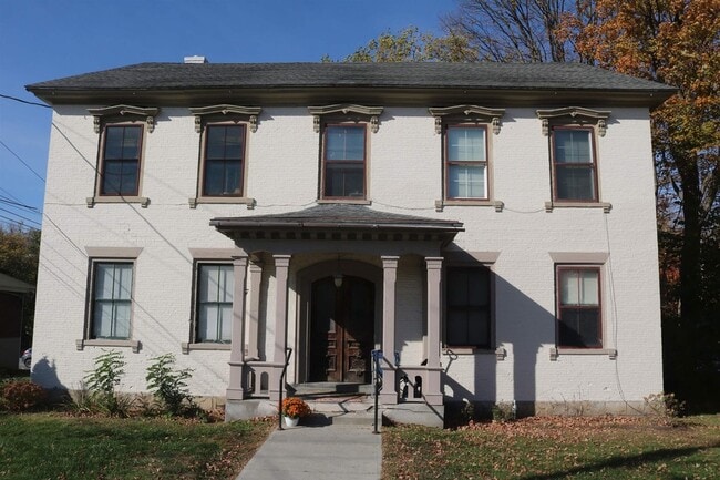 Building Photo - 160 N Main St