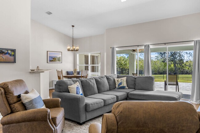 Photo - 2860 S Courtenay Pkwy Unit ID1066580P