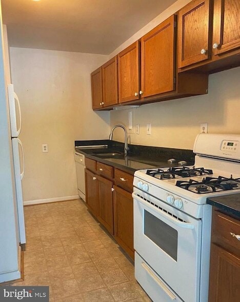 Photo - 5565 Columbia Pike Unit 310