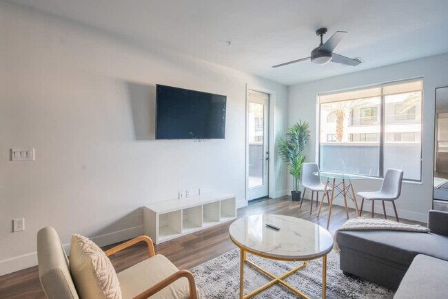 Photo - 701 W Rio Salado Pkwy Unit SI ID1263093P