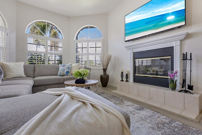 Photo - 533 SE 21st Ave Unit ID1255500P