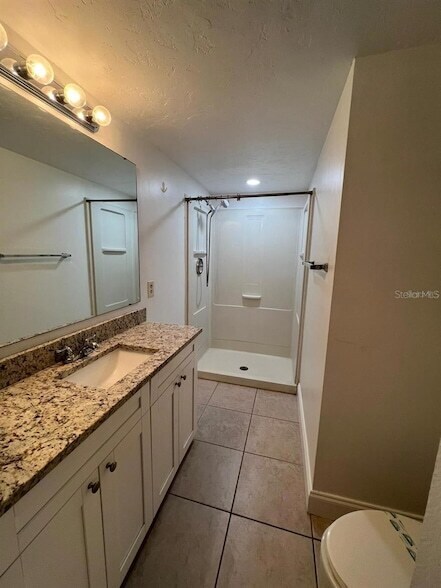 Photo - 2220 Burnway Rd