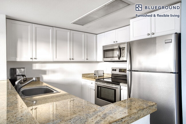 Photo - 2 Townsend St Unit FL8-ID29