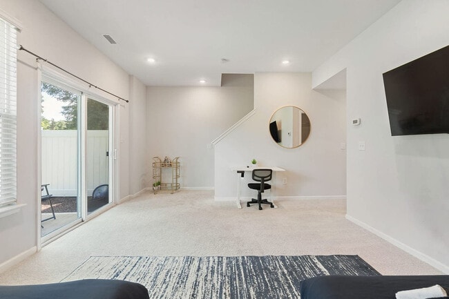 Photo - 2804 Saltaire Ave Unit ID1284658P