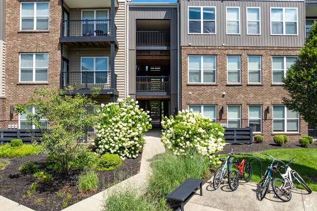 Building Photo - Stafford House