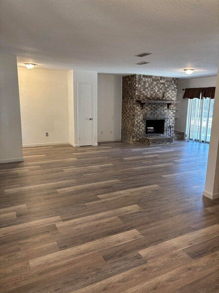 Photo - 3421 Red Cloud Trail