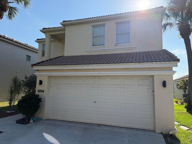 Photo - 6094 Oak Bluff Way