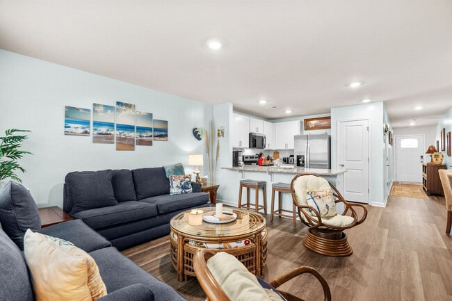 Photo - 332 Bayou Loop Unit SI ID1533631P