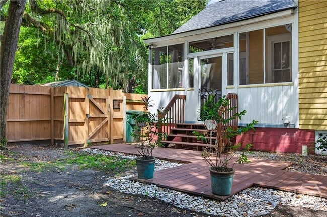 Photo - 2118 Lincoln St