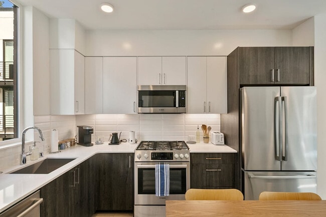 Photo - 516 Broadway E Unit SI FL4-ID1035860P