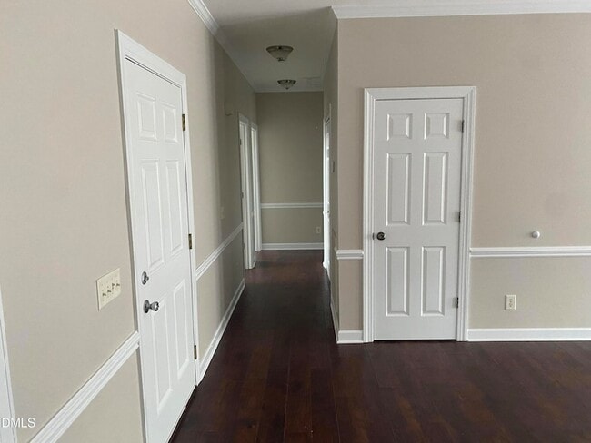 Photo - 7212 Deer Brook St