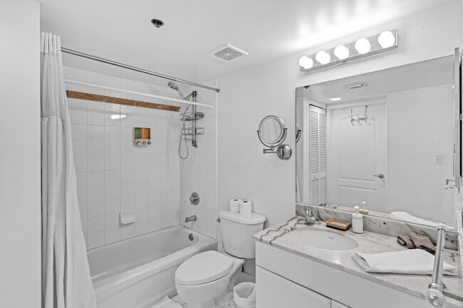 Photo - 190 SE 12th Terrace Unit SI FL26-ID1540496P