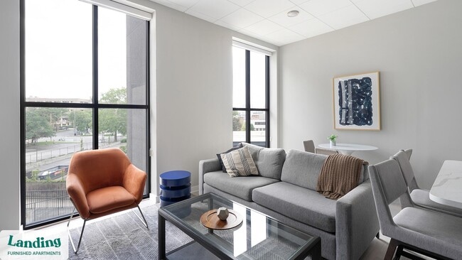 Photo - 600 19th St N Unit 202.1409898