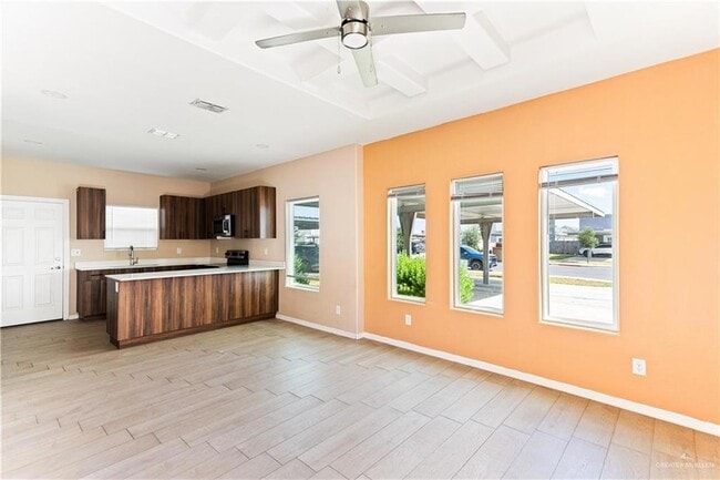 Photo - 2919 W Driftwood St Unit 4