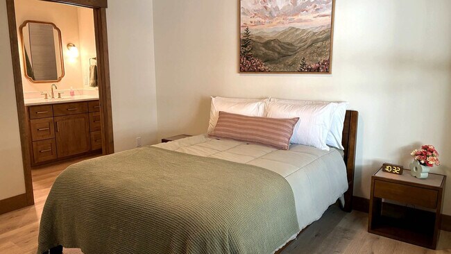 Photo - 520 N Park Dr Unit SI FL1-ID1542982P