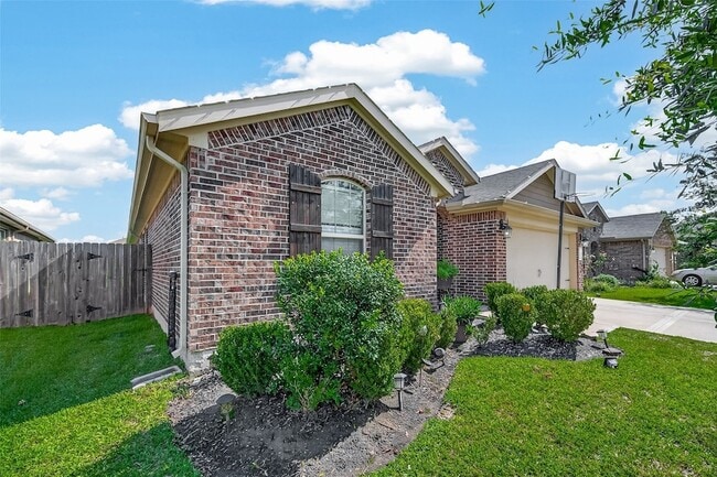 Photo - 18306 Pelham Holw Trl
