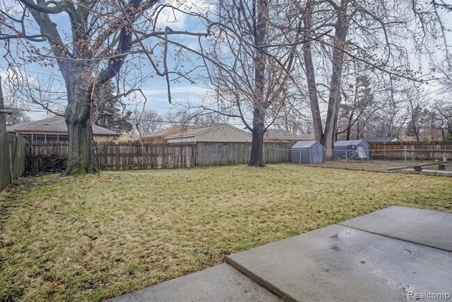 Photo - 24261 Condon St