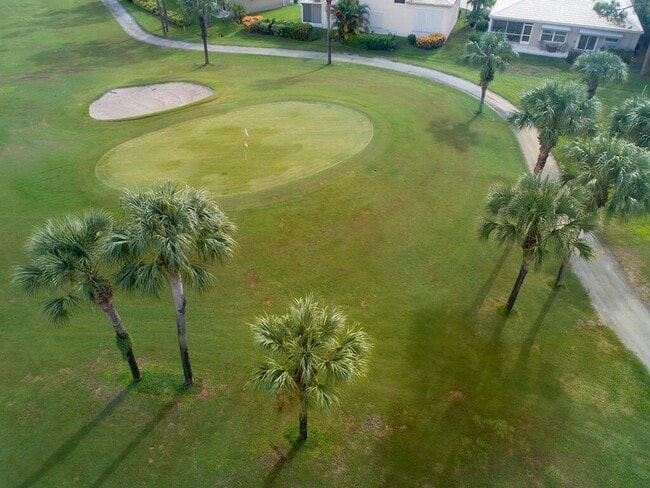 Photo - 18157 SE Fairview Cir