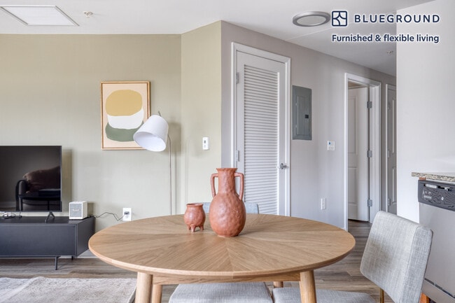 Photo - 11351 Woodglen Dr Unit FL4-ID627