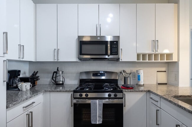 Photo - 75 Tresser Blvd Unit SI FL2-ID1282211P