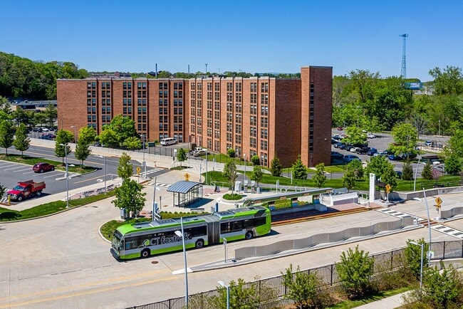 Exterior Fastrack - Newington Tower