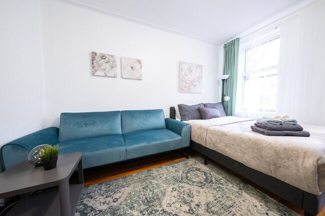 Photo - 328 E 74th St Unit SI ID1032011P