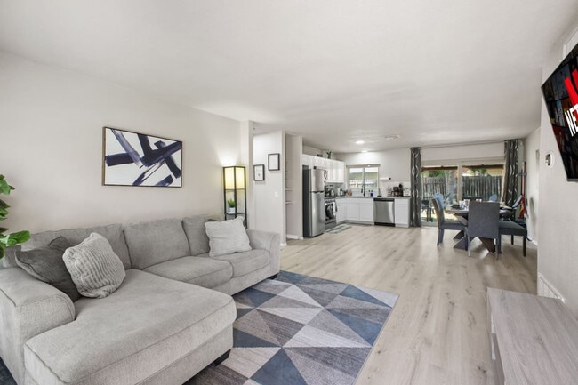 Photo - 5727 Valley Point Unit SI ID1626236P