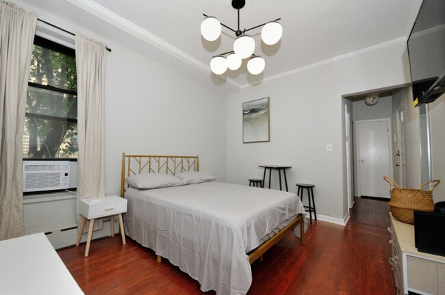 Photo - 321 E 78th St Unit SI ID1323954P