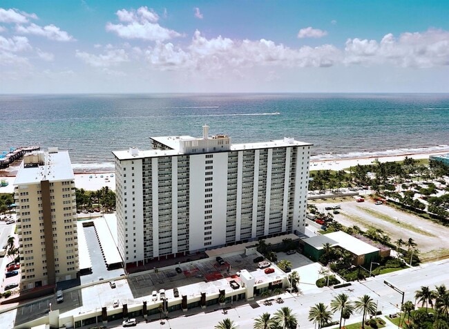 Building Photo - 111 N Pompano Beach Blvd Unit 611