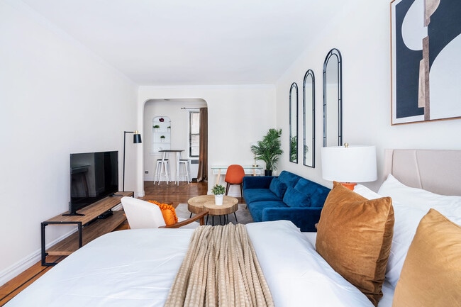 Photo - 105 E 24th St Unit FL2-ID1021912P