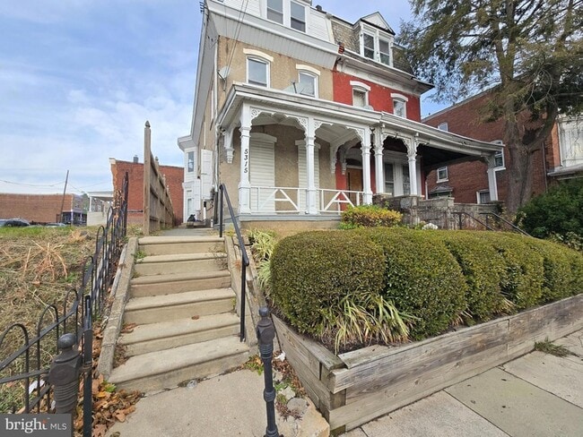 Photo - 5315 Master St