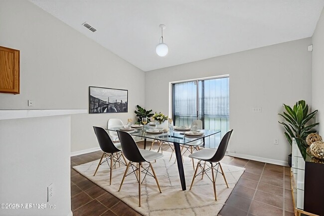 Photo - 2042 Wiley Oaks Ln