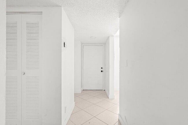 Photo - 7301 Amberly Ln Unit 304