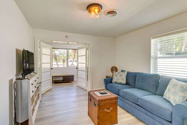 Photo - 2042 37th Ave Unit SI ID1546151P