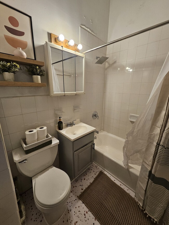 Photo - 639 2nd Ave Unit ID1343905P