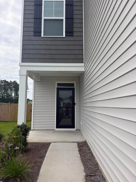 Photo - 742 Ladywood Dr