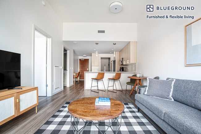 Photo - 2015 2nd Ave Unit FL6-ID69