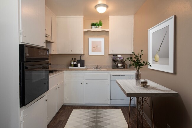 Photo - Corabel Lane Apartments