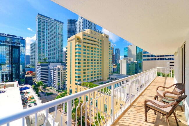 Photo - 1 SE 12th St Unit SI FL16-ID1022178P