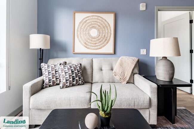 Building Photo - 39 Railroad Ave Unit 432.1412391