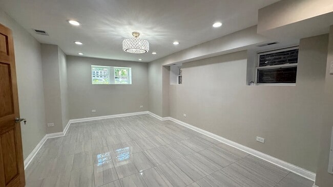Photo - 5224 N Bernard St Unit G