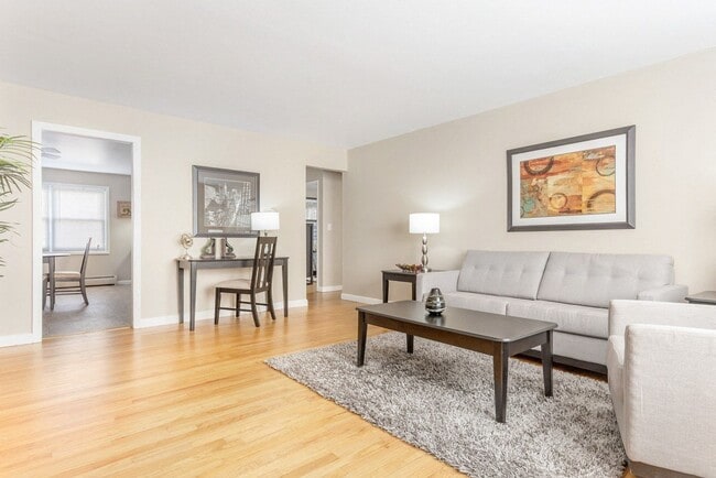 Photo - Griswold Gardens