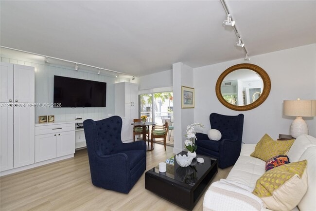 Photo - 5838 SW 74th Terrace Unit 317