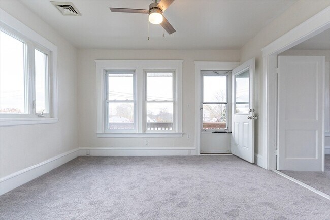 Photo - 643 Rathbun St Unit 3